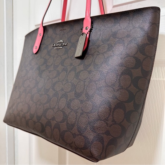 Coach Signature Town Tote in Coated Brown Canvas and Pink Lemonade NWT - Picture 4 of 10